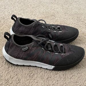 Chaco Men's Black and White Athletic Shoes